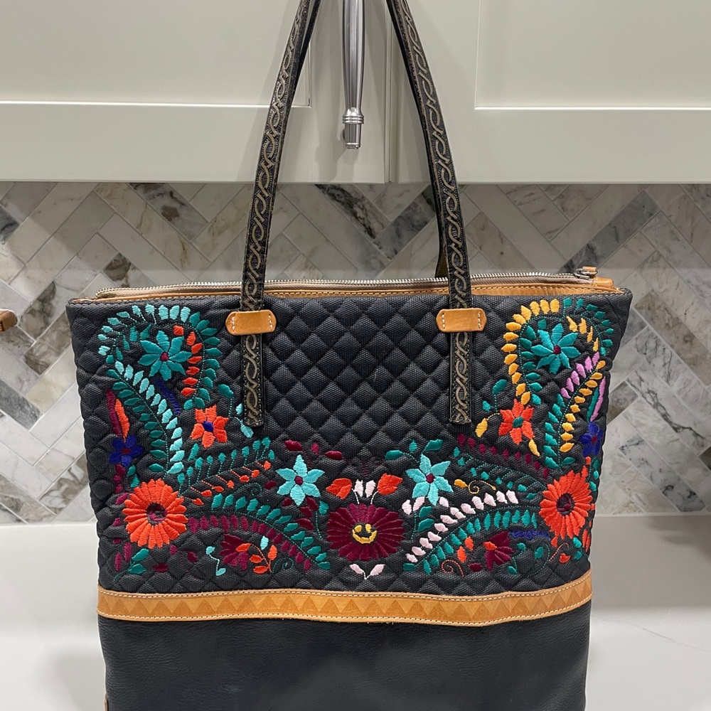 SOLD Consuela (Discountined Pattern) Venice Market Tote